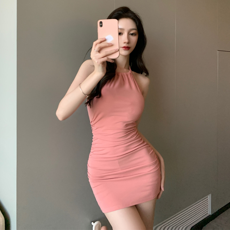 Women'S Fashion In The 50S - Bodycon Dresses In The 50S Woman