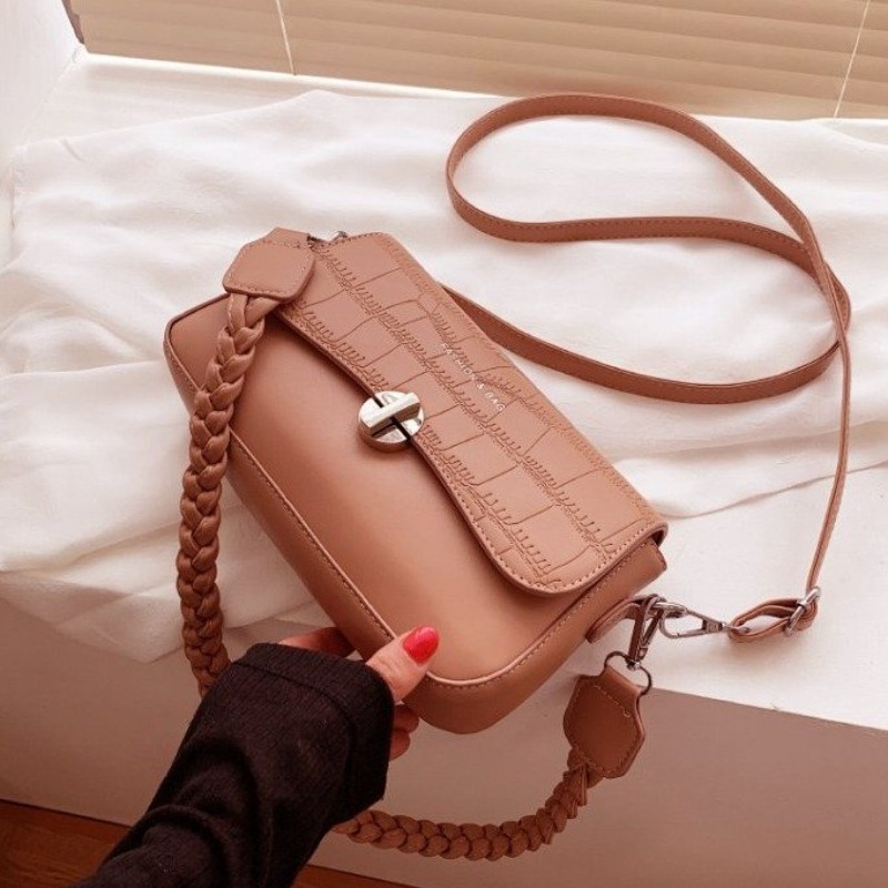 Fashionable Leather Diaper Bag - Women Fashion Brand Logo 리뷰 및 가격