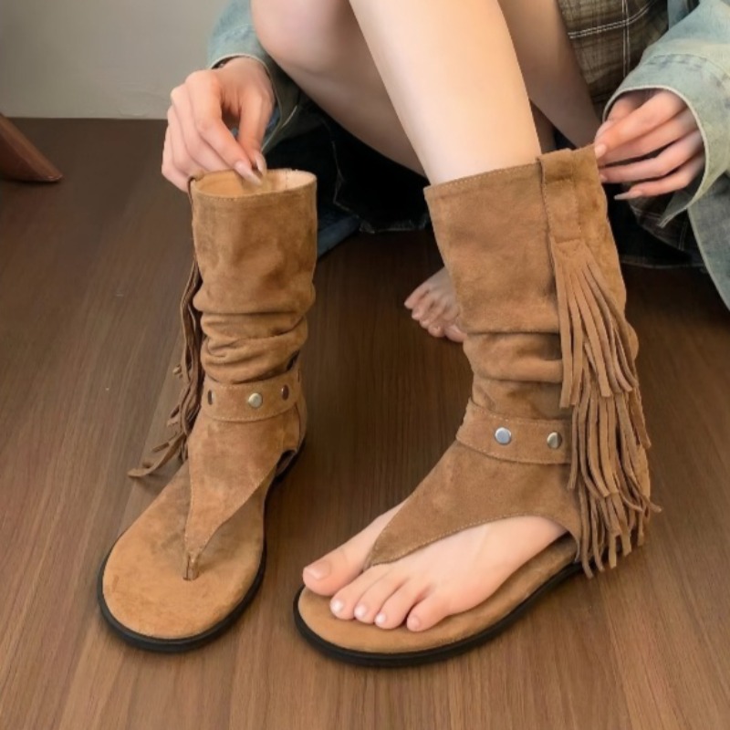 Studed Clip-Toe Block Heel San - Women'S Fashion Boots 리뷰 및 가격