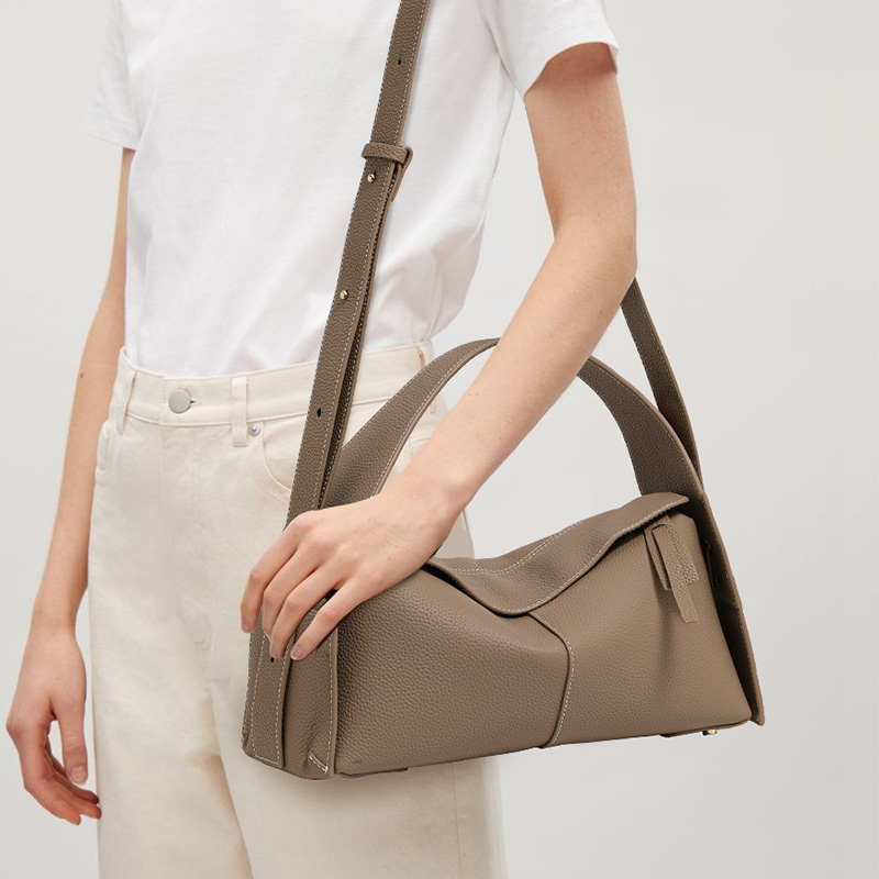Leather pillow bag official we - Women'S Fashion Website 리뷰 및 가격