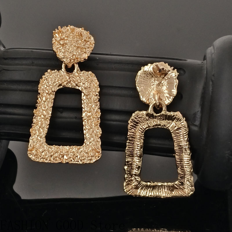 Metal Earrings High-end Hollow - Women'S Fashion Website 리뷰 및 가격