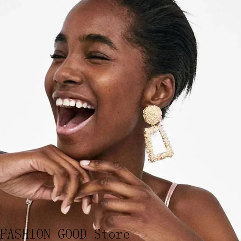 Metal Earrings High-end Hollow - Women'S Fashion Website 리뷰 및 가격
