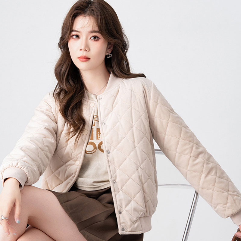 2025 New Women's Short Winter  - Women'S Fashion Quilted Jacket 리뷰 및 가격